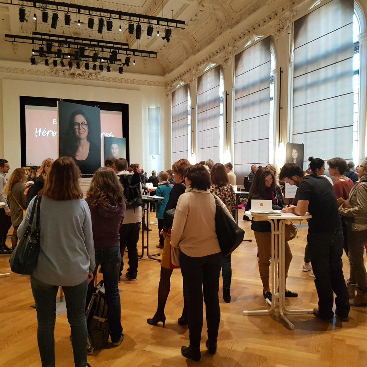 Organisation d’avant-première et première lors de la sortie d’un nouveau documentaire